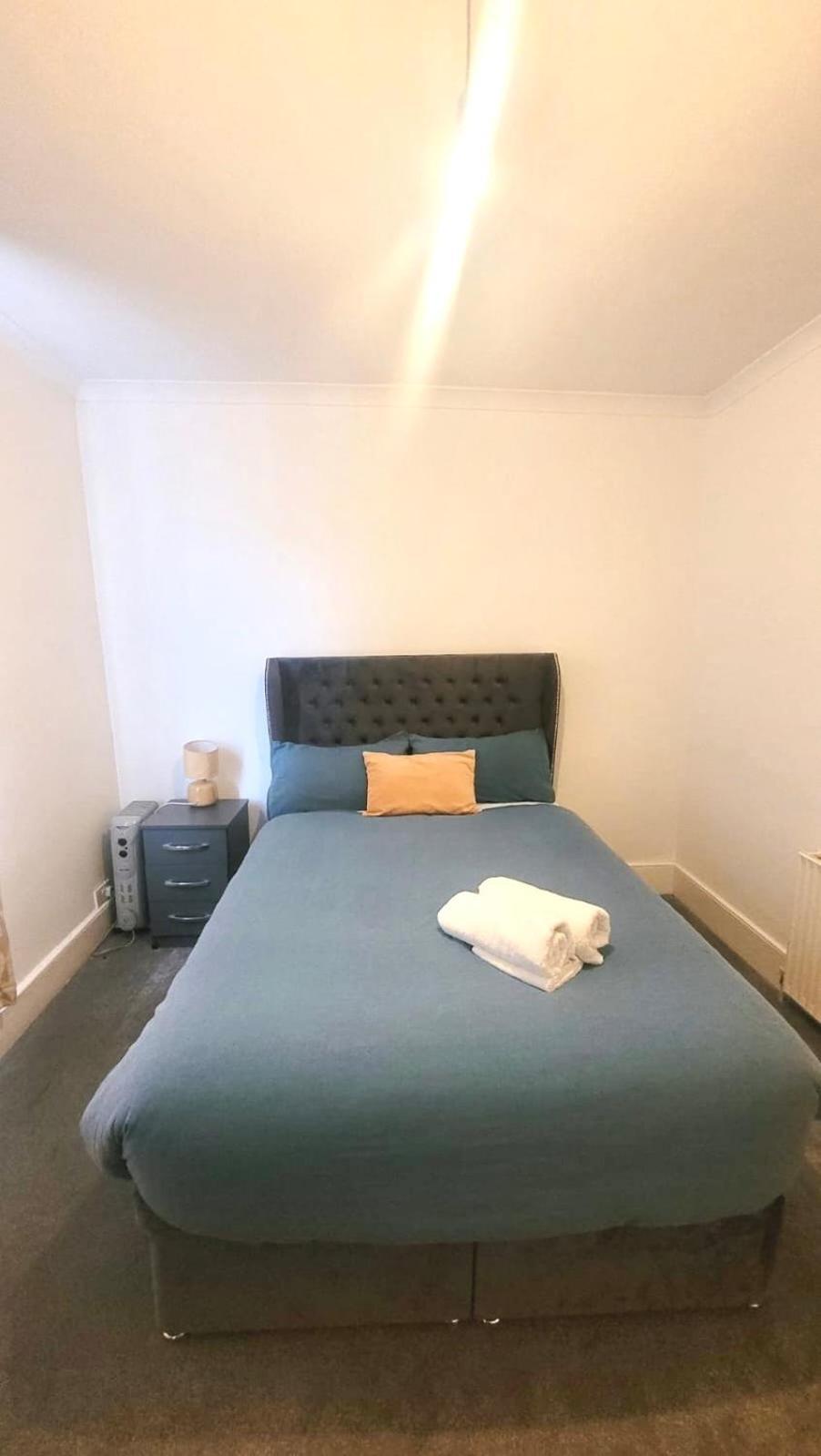 Two Bedroom Flat In London Exterior photo